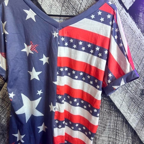 Patriotic Star and Stripe V-Neck Top - Picture 2 of 3